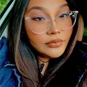 Meet your Posher, Moon